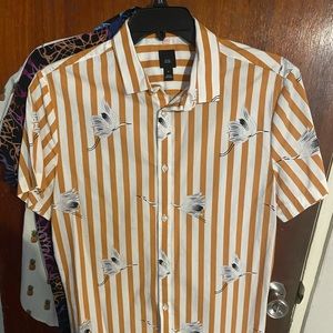 Short sleeve shirt